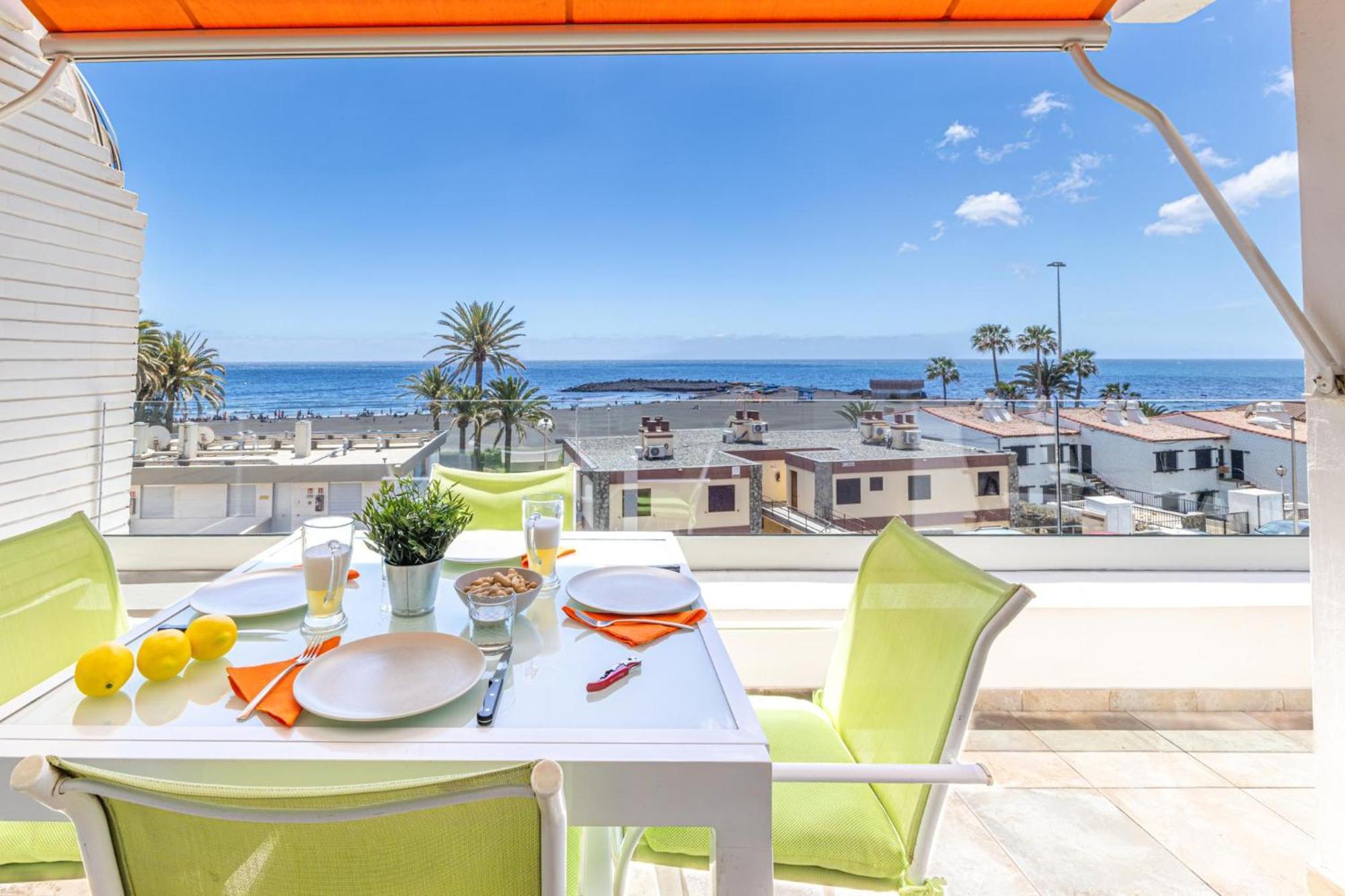 Atico Burras Playa Appartement